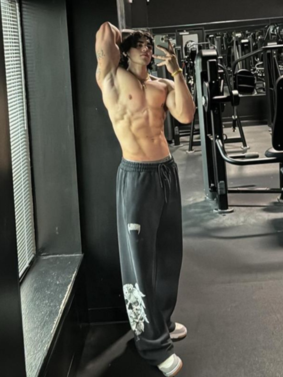 Pantalones YOUGLA Estilo Urbano Moderno