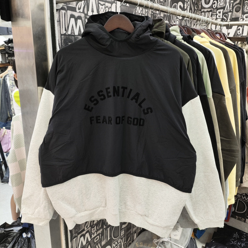 Sudadera Capucha ESSENT*ALS Minimalista Básico