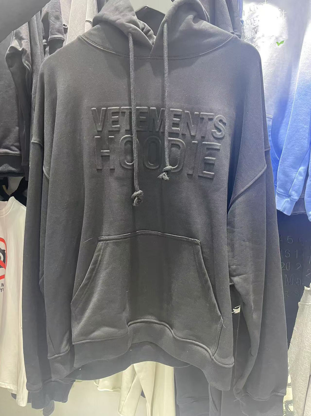 VET*MENTS HOODIES