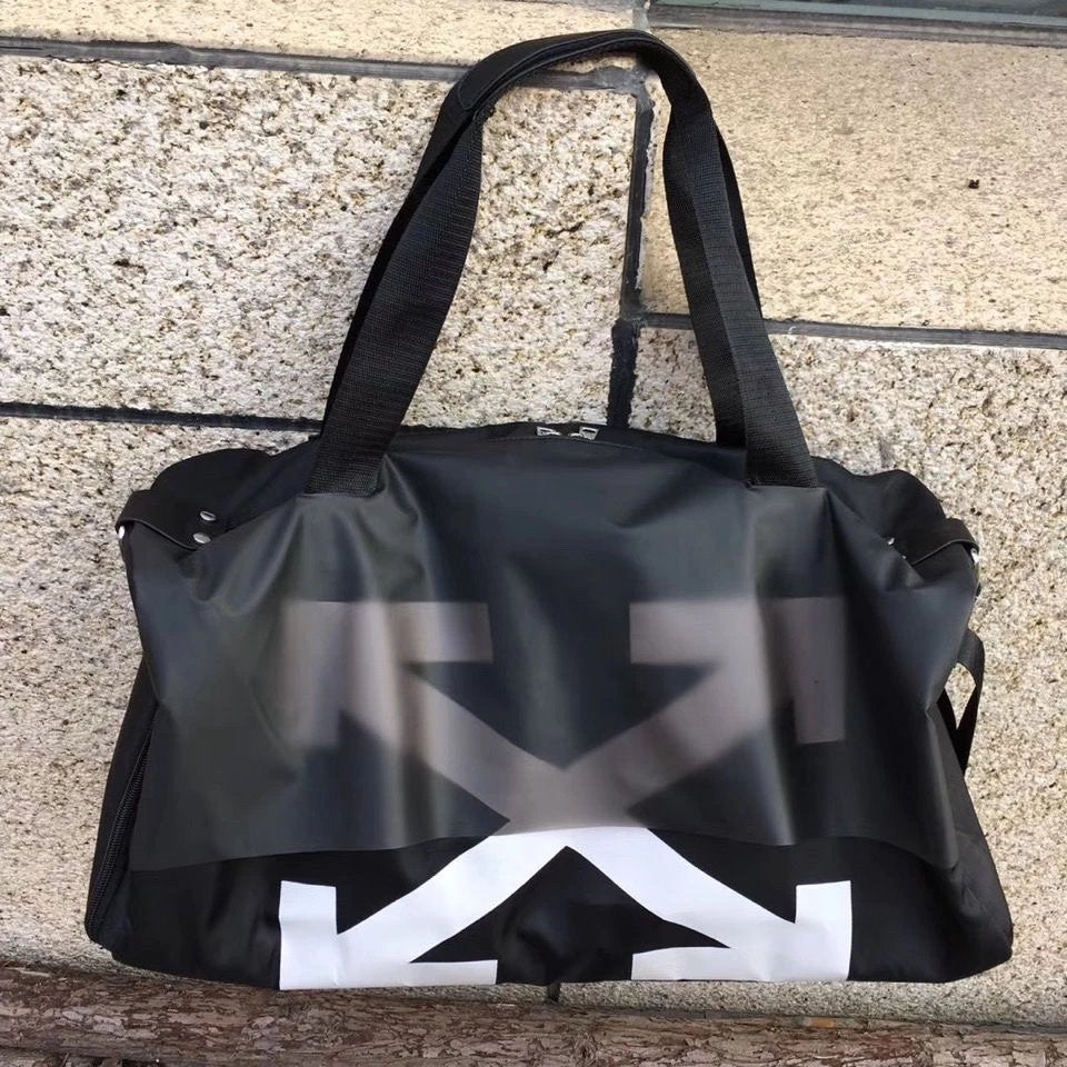 Off White Handbag Large Capacity Crossbody Bag OW Fashionable Arrow Luggage Bag Travel Bag Fitness Handbag Dry and Wet Separate Bag Yoga Bag Backpack Couple Sports Bag Basketball Bag Backpack Trendy Brand Shoulder Bag