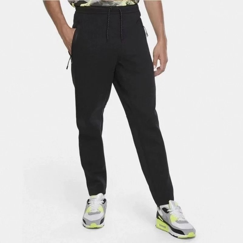 Pantalones Nike Tech Fleece Modernos