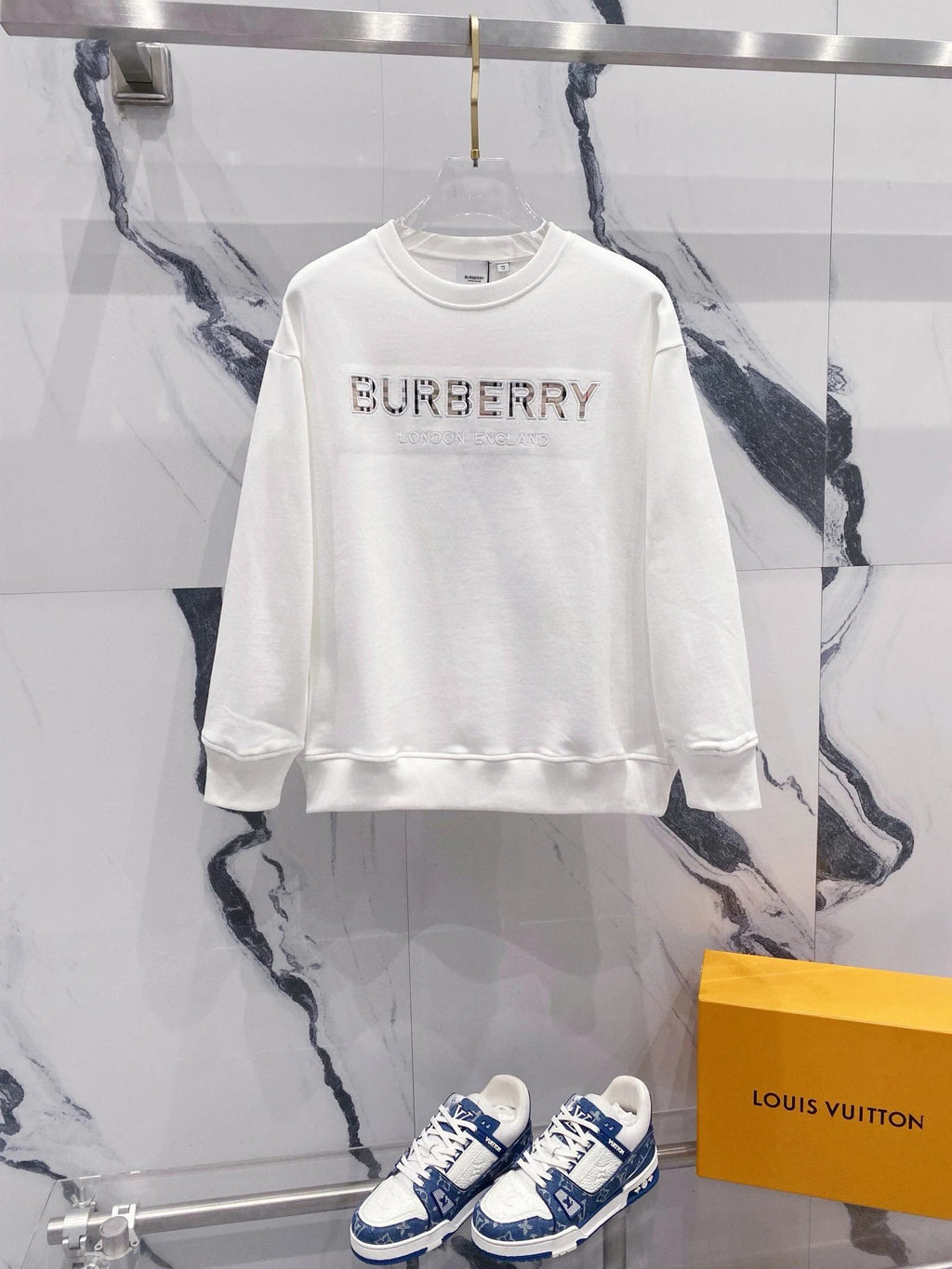 Sudadera Capucha BU*BERRY Lujo Británico