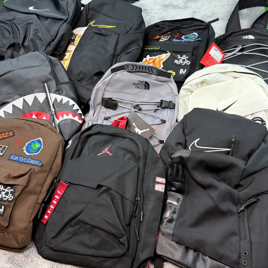 Random distribution of backpacks
