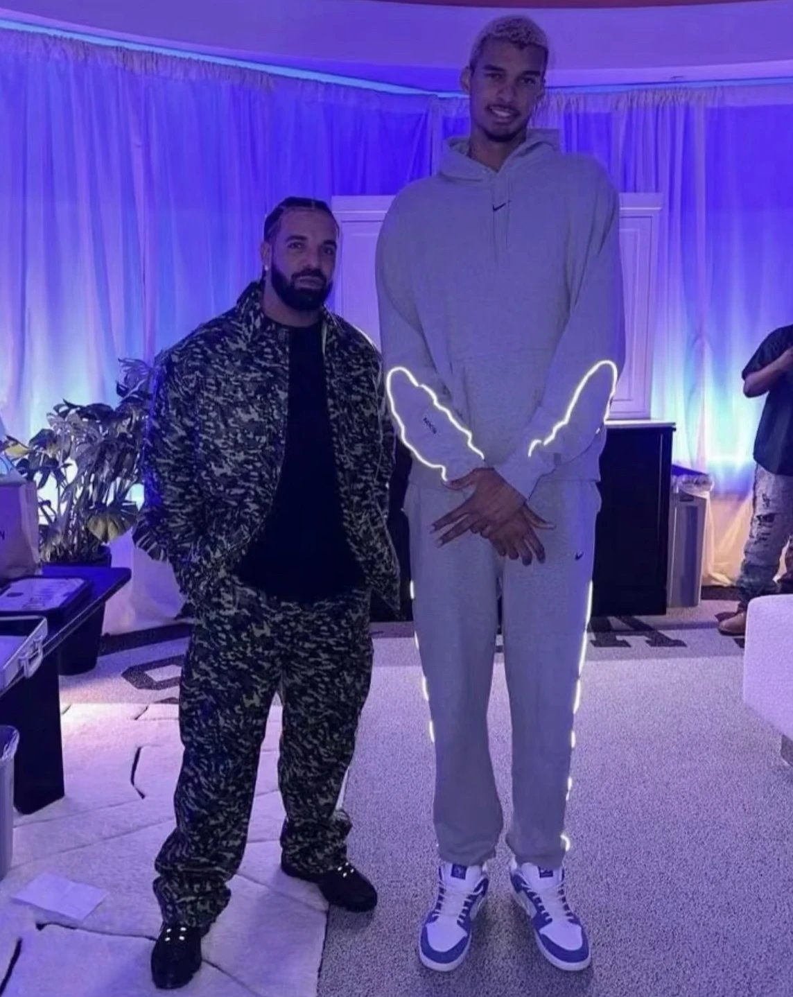 Sudadera Capucha N*KE N*CTA Colaboración