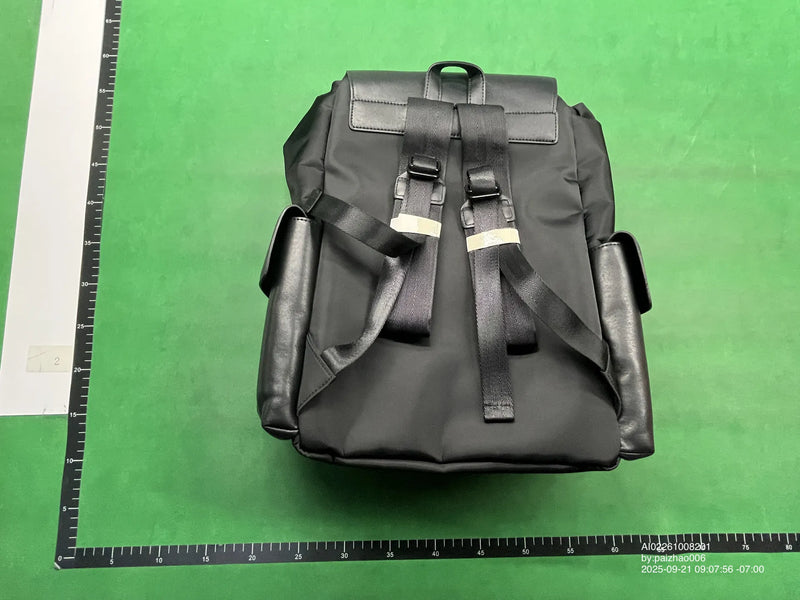 Lona Duradera para Viaje y Universidad - Image 8