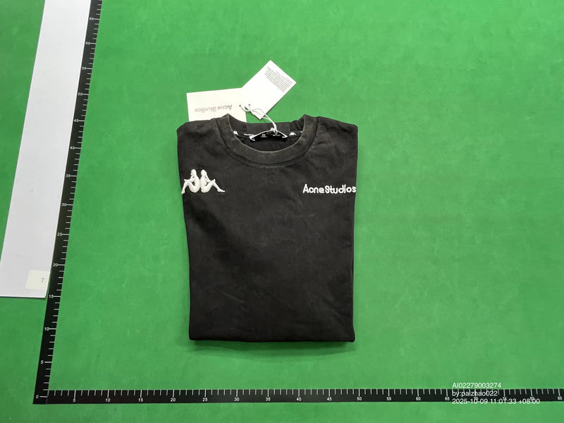 Camiseta AC Deportiva Parches Bordados - Image 1