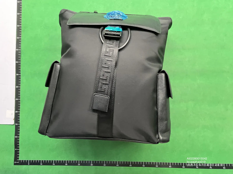 Lona Duradera para Viaje y Universidad - Image 4