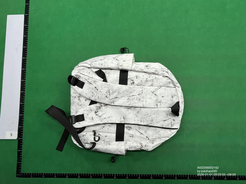 Mochila Crow Heart Teñida con Barro - Diseño Artesanal Único - Image 6