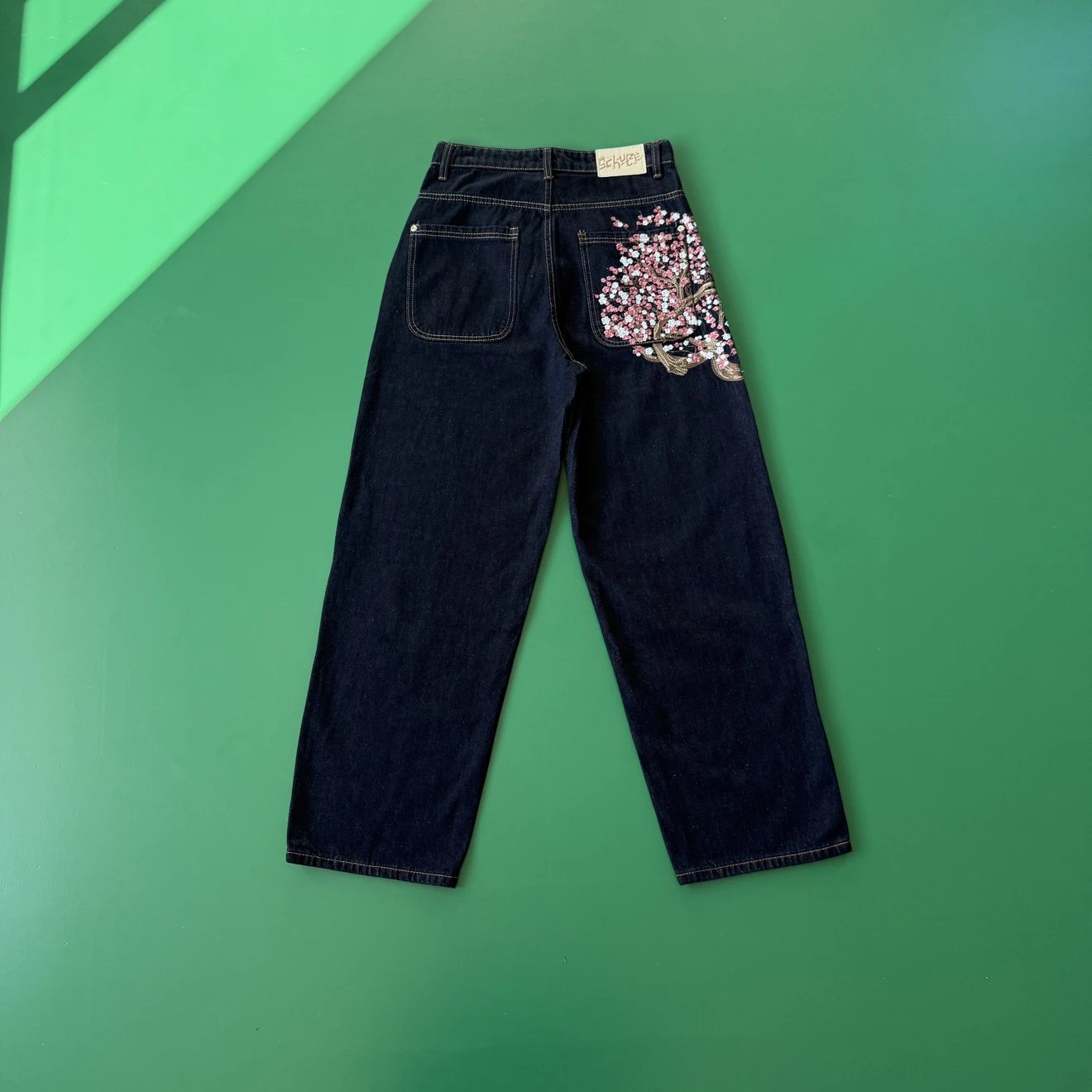 Jeans DS Cherry Blossom Flor de Cerezo Denim Imagen principal del producto