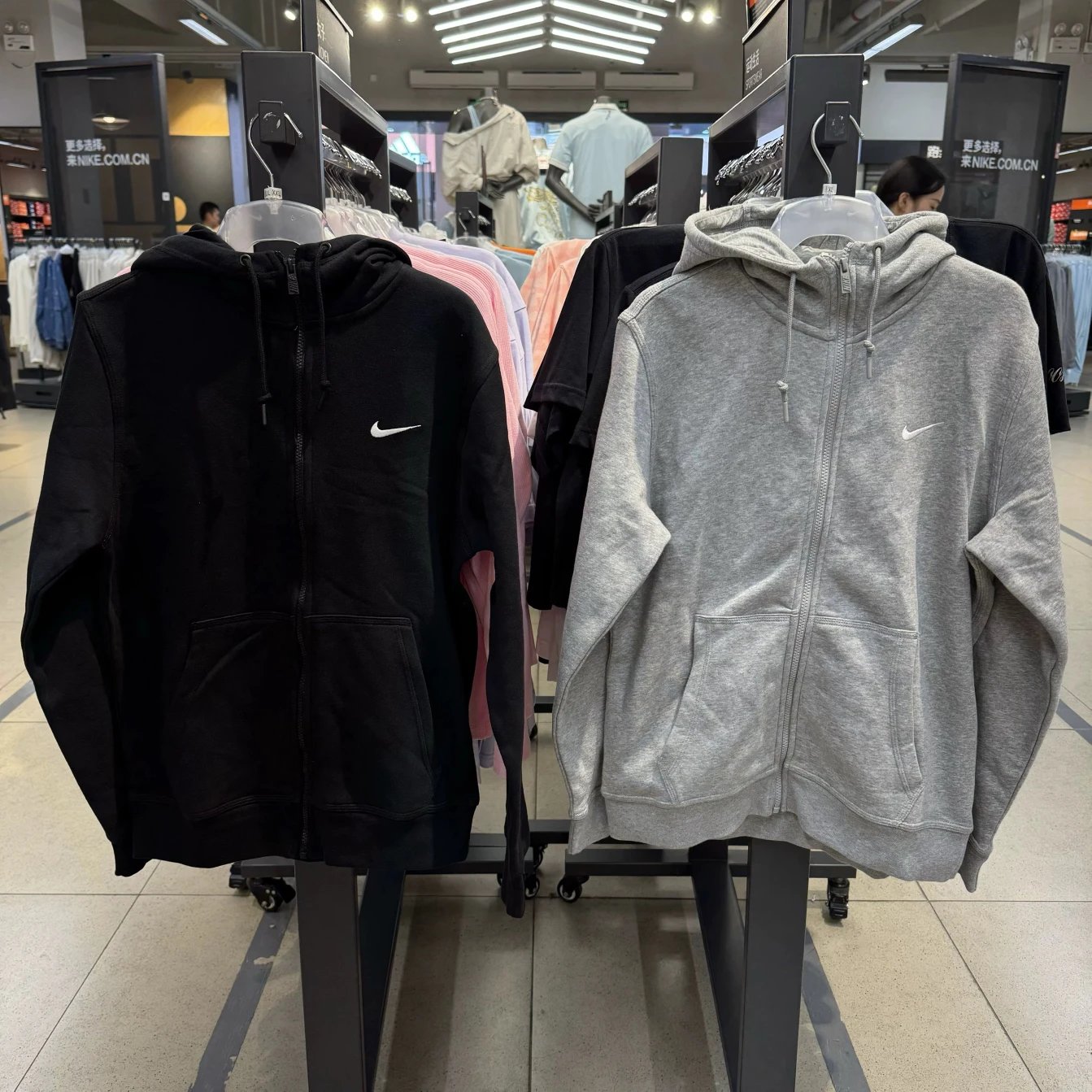 HOODIE NIKE Imagen principal del producto